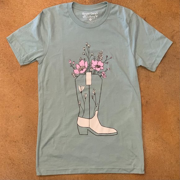 Womens Boot w/Flowers T-Shirt - Picture 2 of 4
